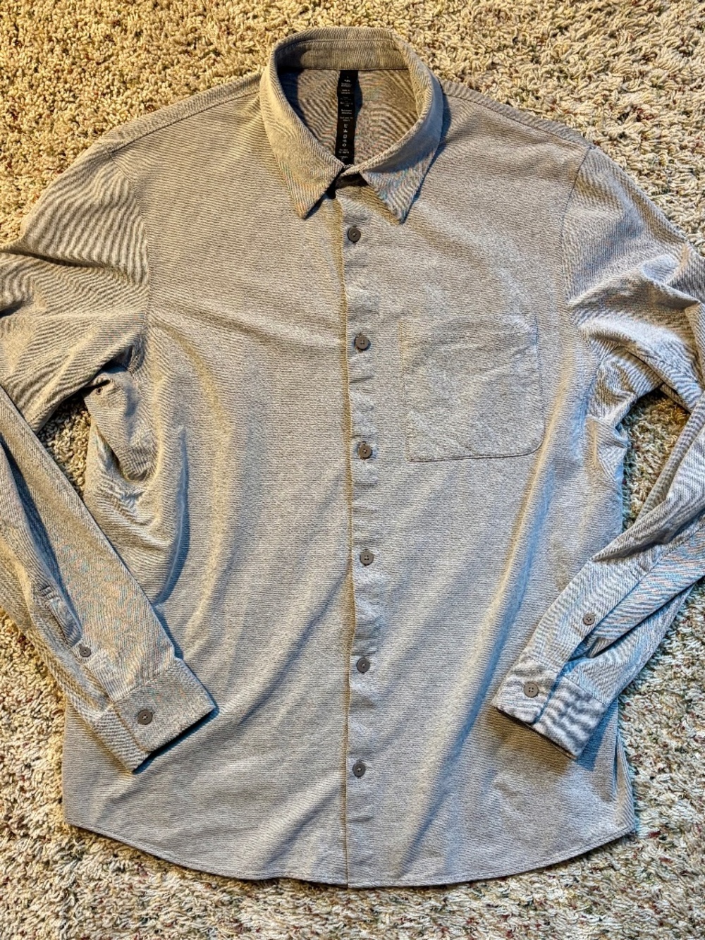 Men's lululemon athletica Light Gray Long Sleeve Casual Button-Down Shirt, L